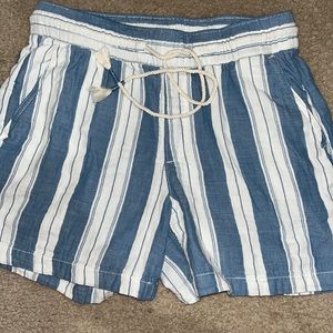 Small old navy shorts